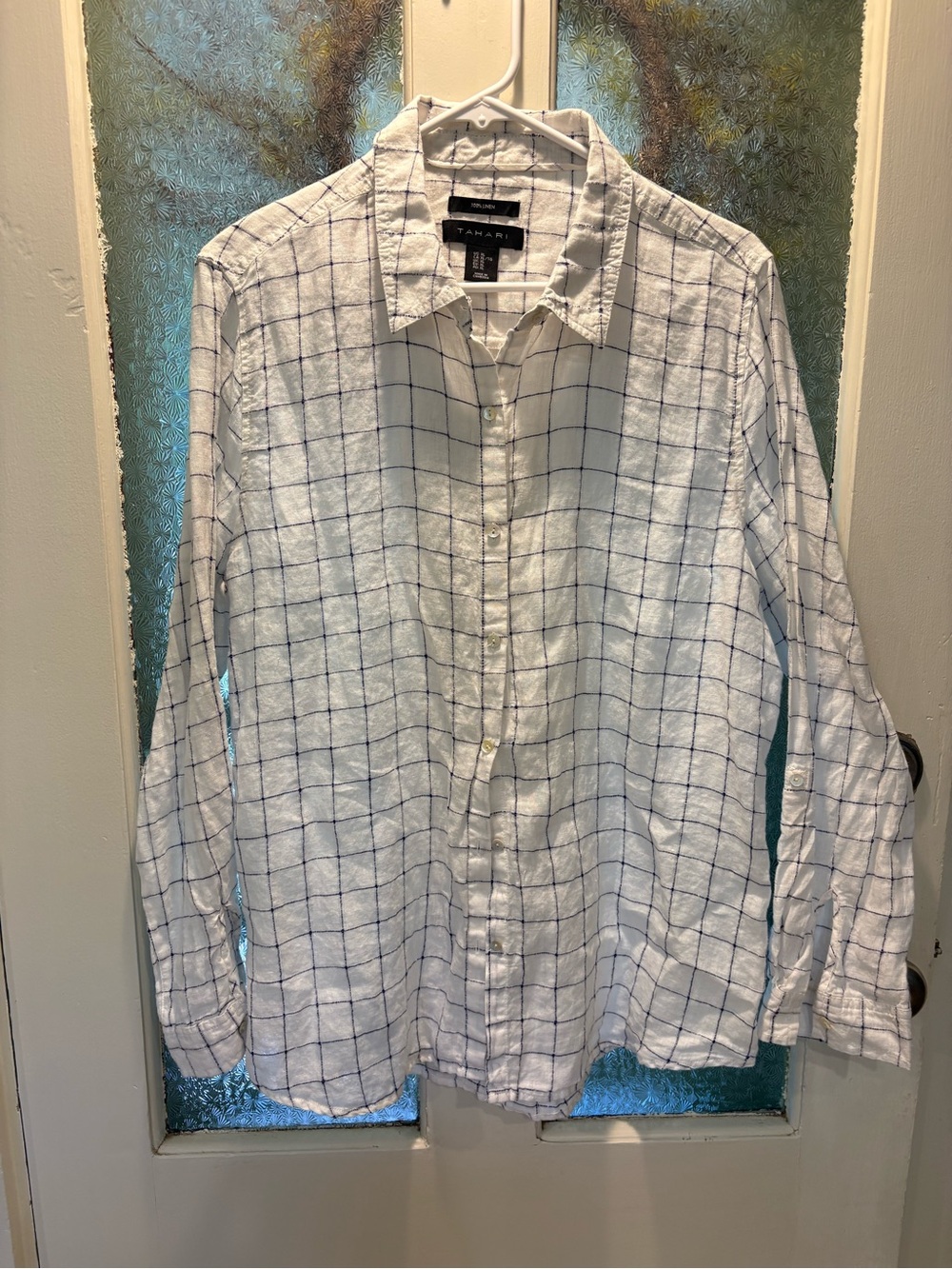 Women’s Tahari 100% Linen White Shirt with Navy Windowpane Grid